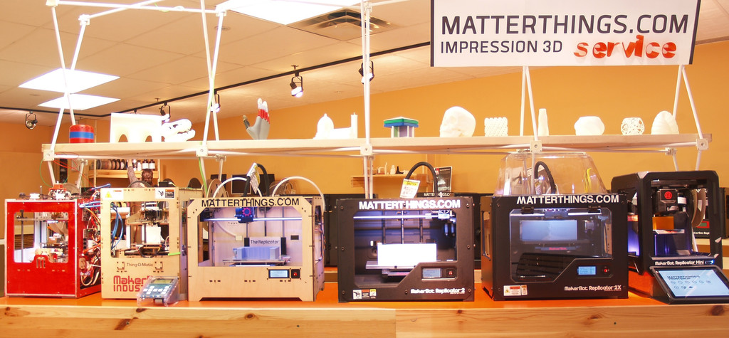 matterthings-every-generation-makerbots-3d-printers-pincourt-west-island-montreal-quebec-canada_1024x1024.JPG