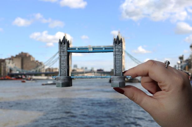 5-Tower-Bridge-model-made-by-Dremel-3D-Idea-Builder-printerJPG-1.jpg